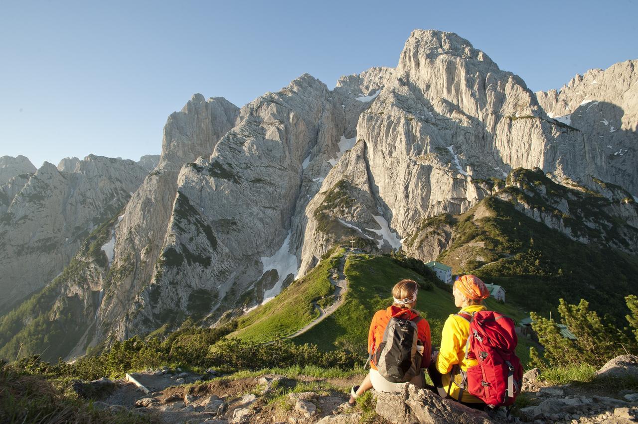 Cubo Sport & Art Hotel Sankt Johann in Tirol Luaran gambar